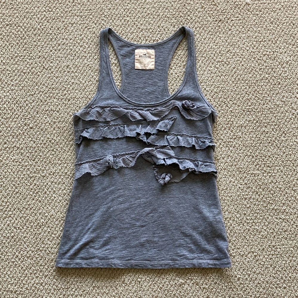 Hollister Grey Y2K Casual Tank Size Small Soft Stretch Blouse Bella Elena Ruffle